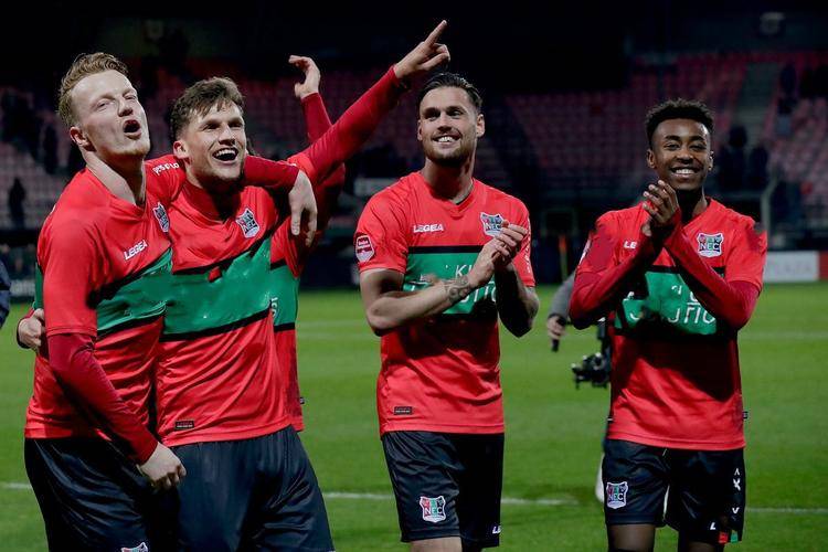 球的传统豪 球的传统豪